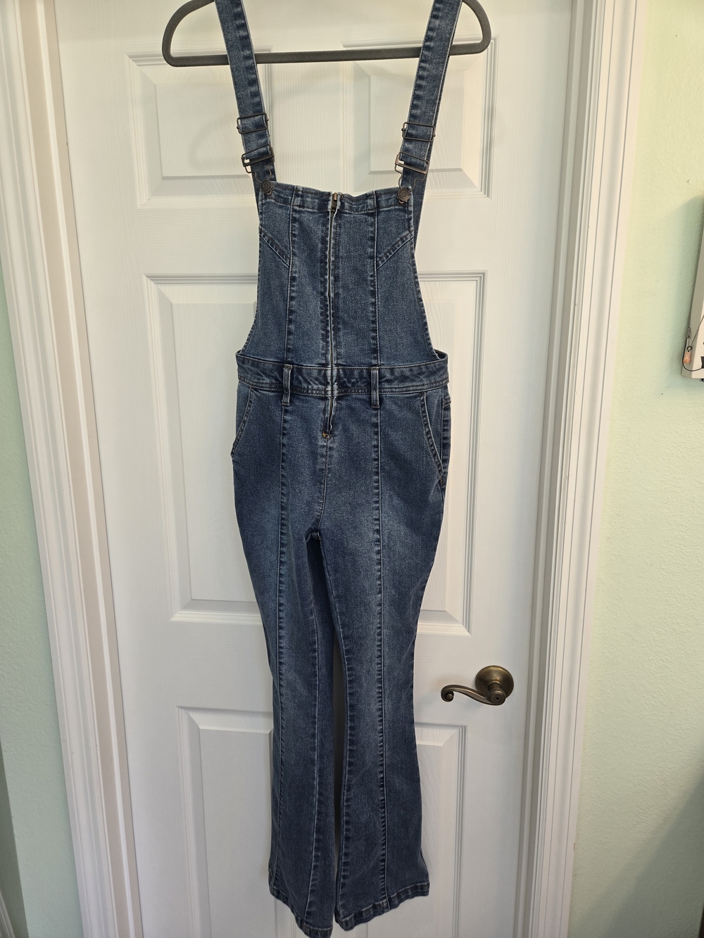 Vanilla Star Blue Denim Flare Leg Women Overalls Adjustable Straps Y2K Jumpsuit